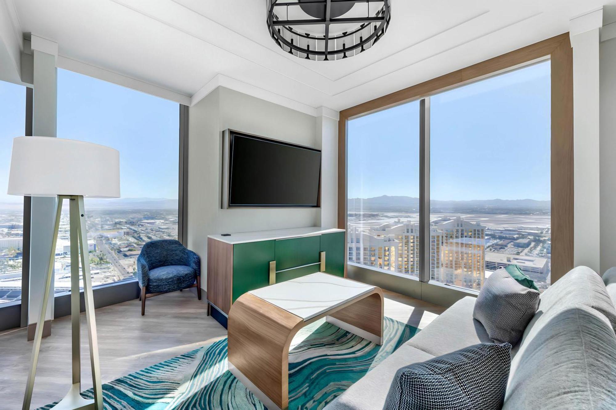 Premium One-Bedroom King Suite Balcony