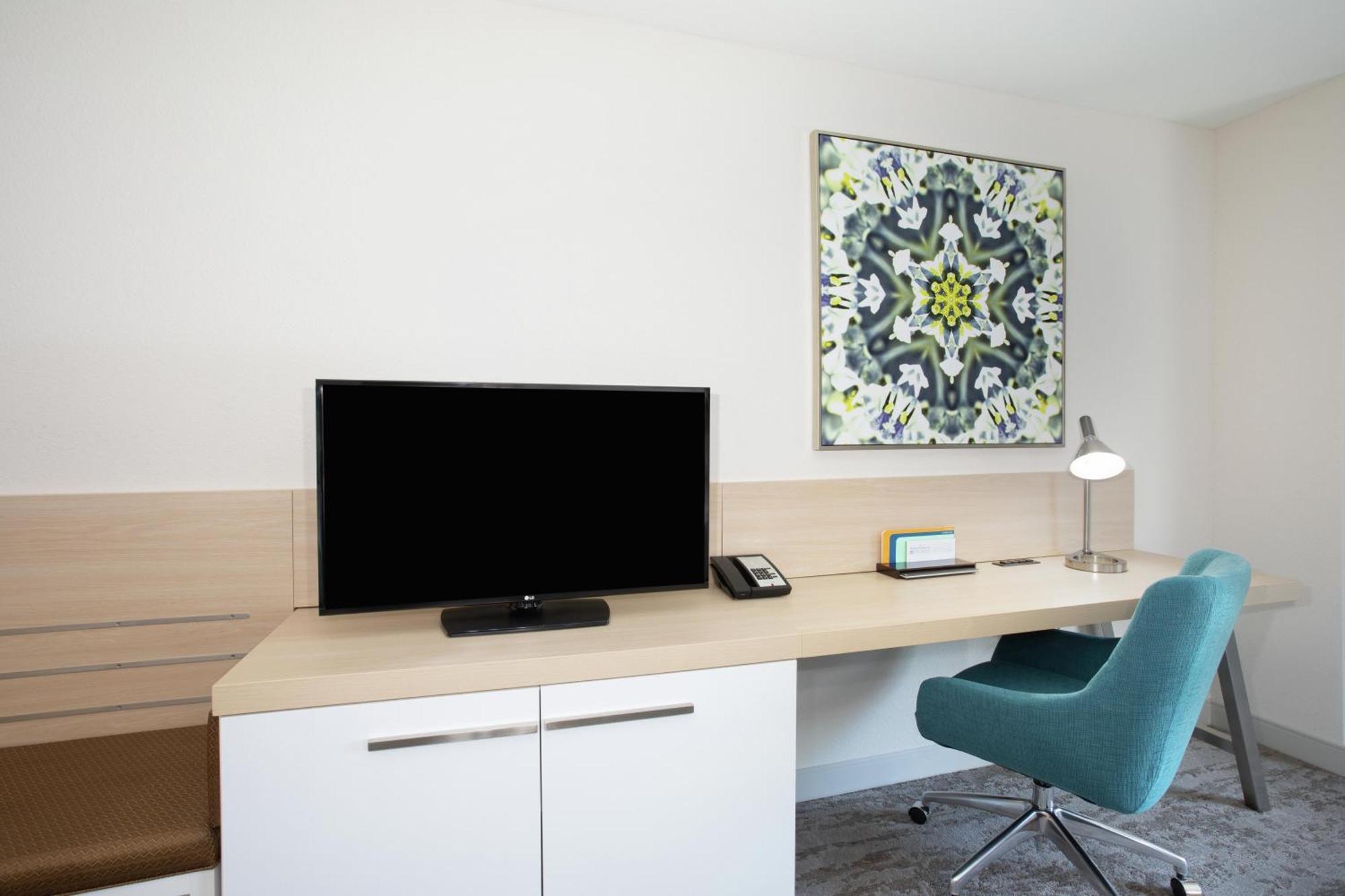Chambre avec 2 Lits Queen-Size - Accessible aux Personnes à Mobilité Réduite