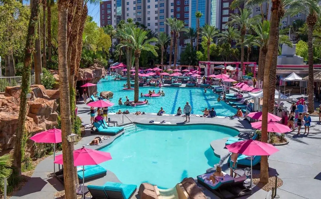 Attractive Unit By Paris Casino Heart Of Strip Las Vegas-1