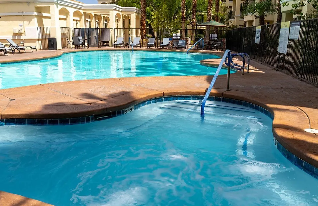 Club de Soleil All-Suite Resort-1