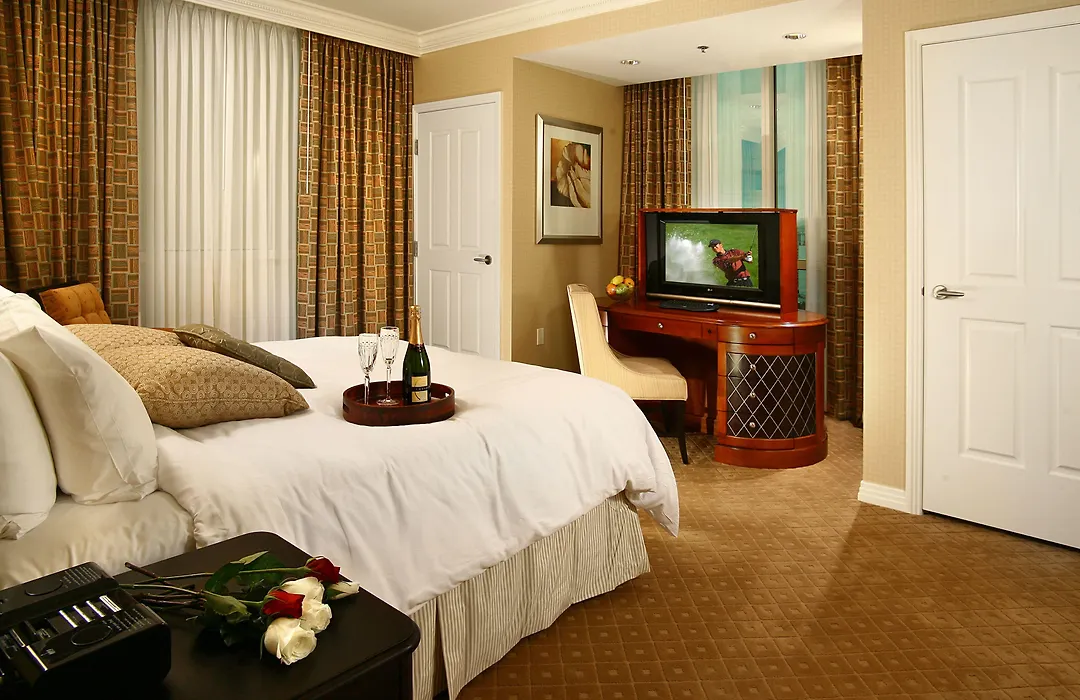 Luxury Suites International At The Signature-1