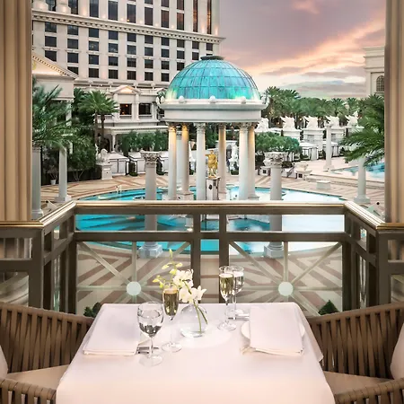 Caesars Palace Hotel & Casino-3