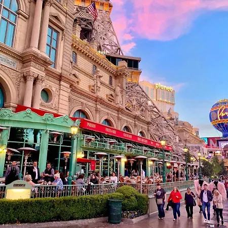 Attractive Unit By Paris Casino Heart Of Strip Las Vegas-2