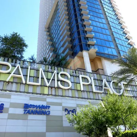Palms Place Studio With Balcony & Strip View-2